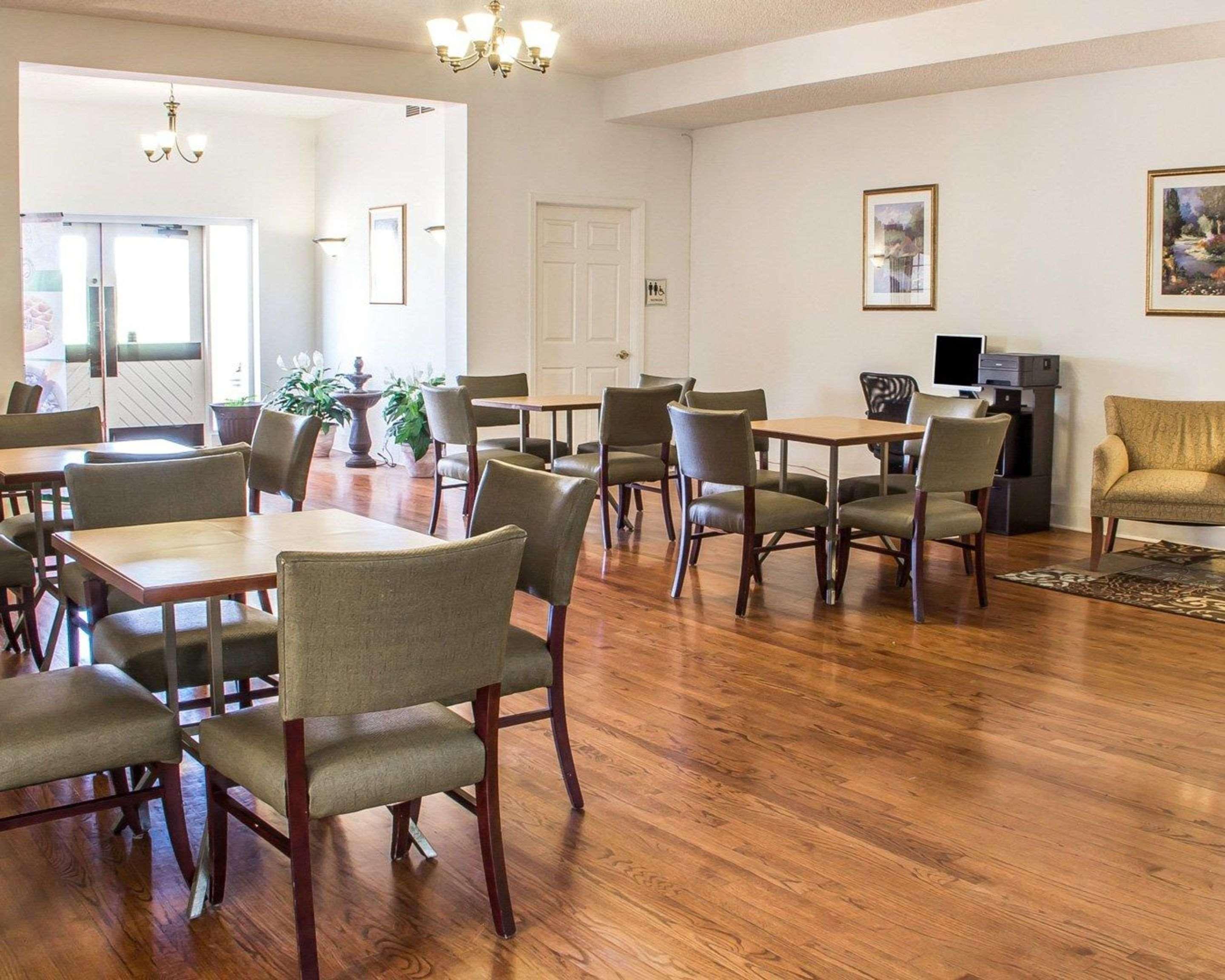 Quality Inn Tulsa Central Luaran gambar