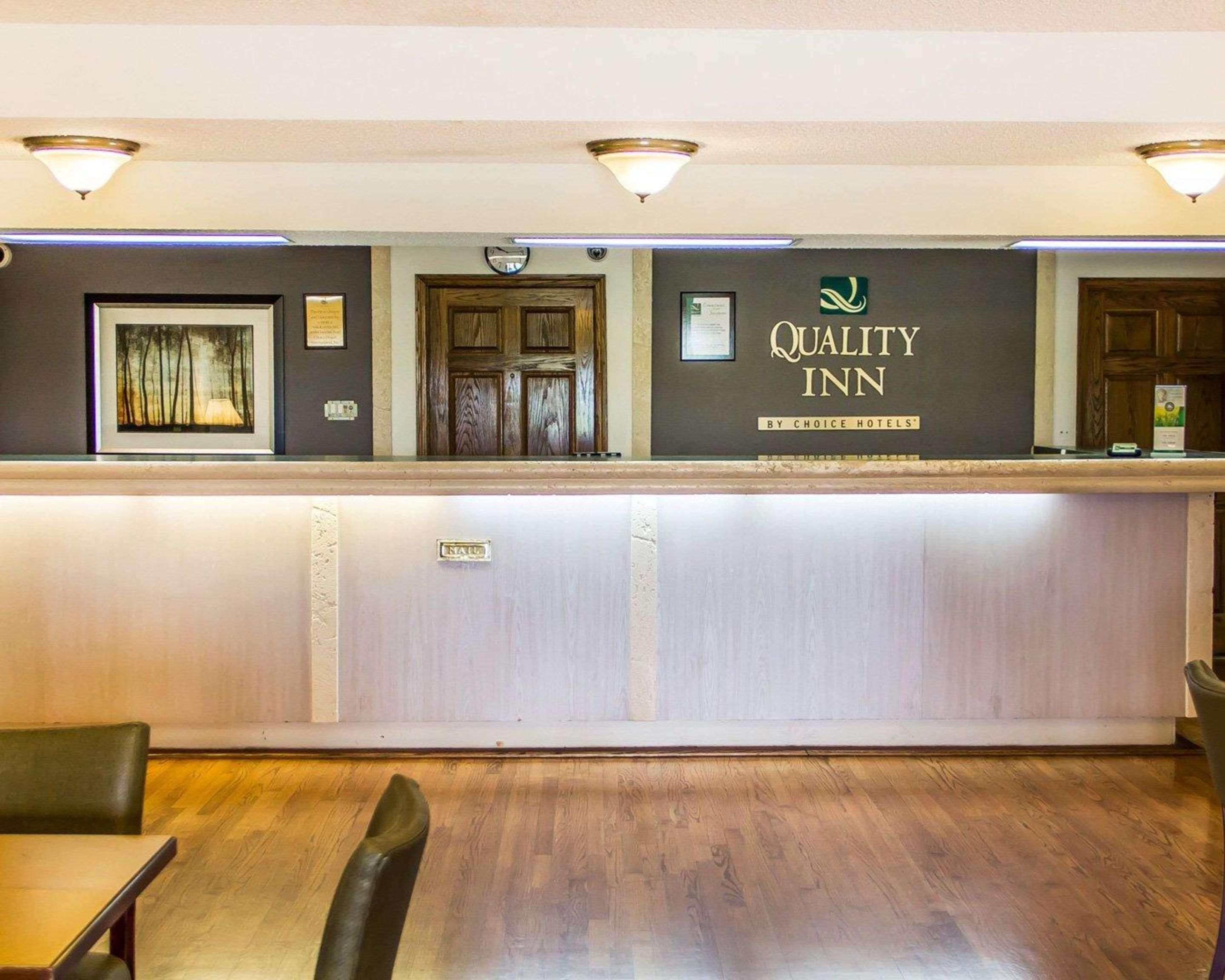 Quality Inn Tulsa Central Luaran gambar