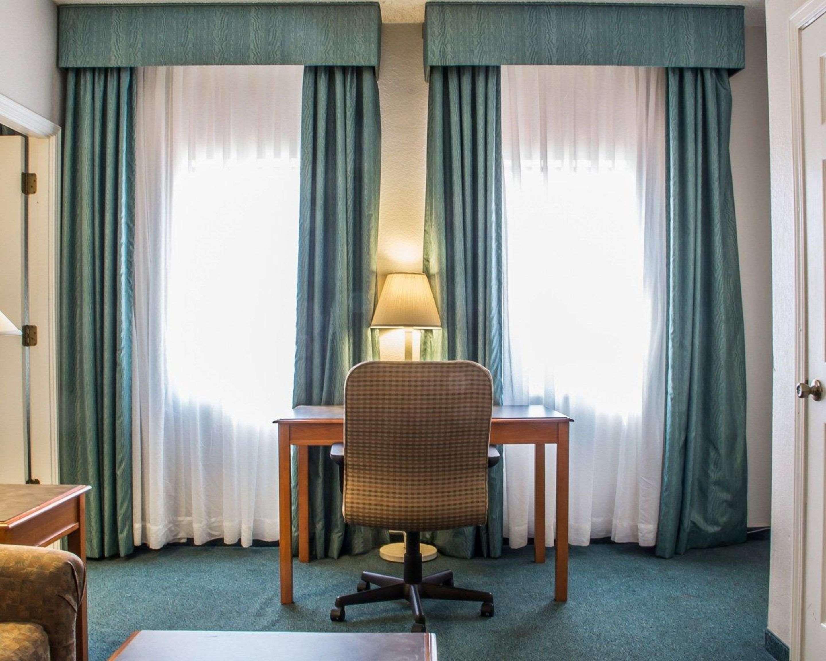Quality Inn Tulsa Central Luaran gambar