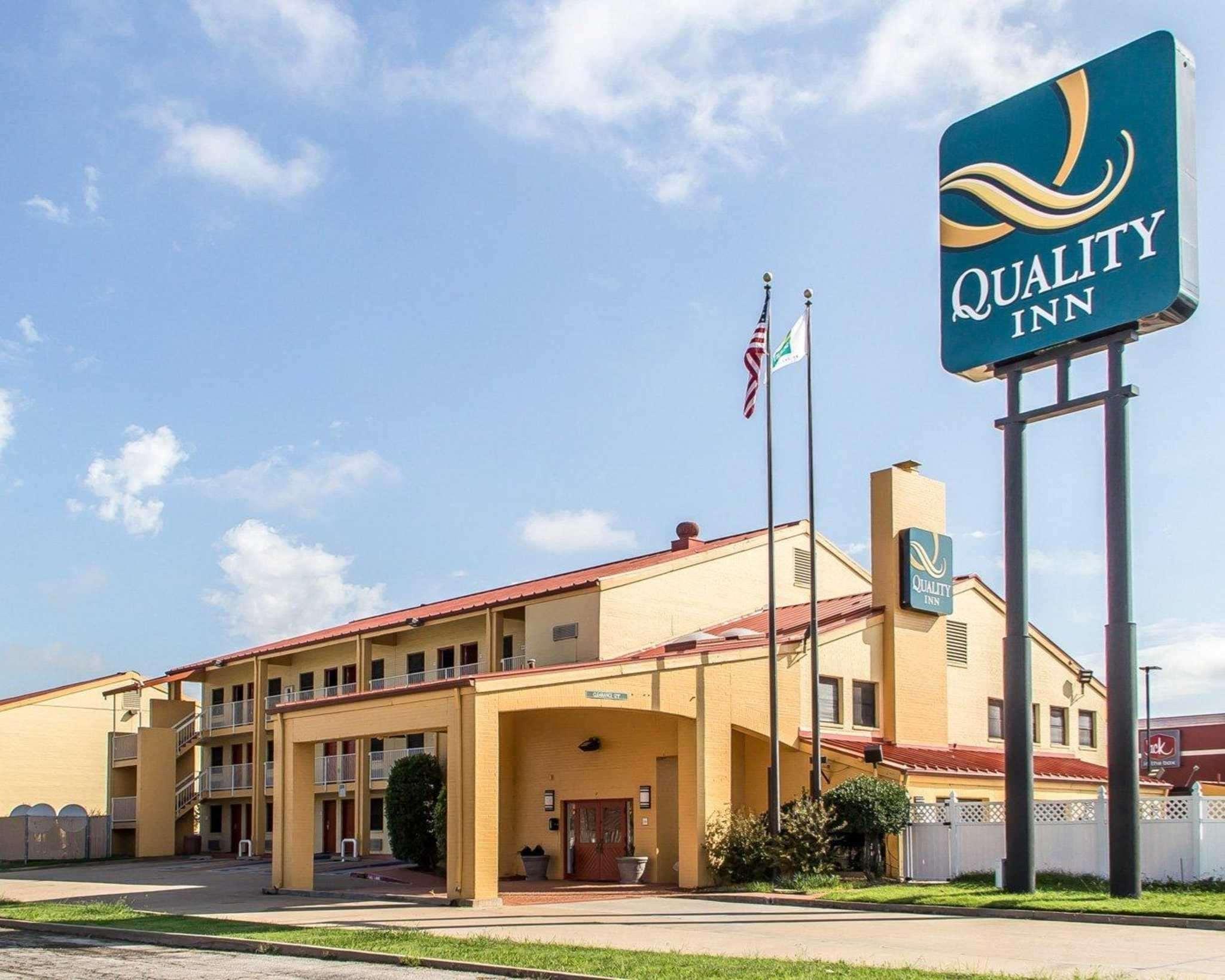 Quality Inn Tulsa Central Luaran gambar