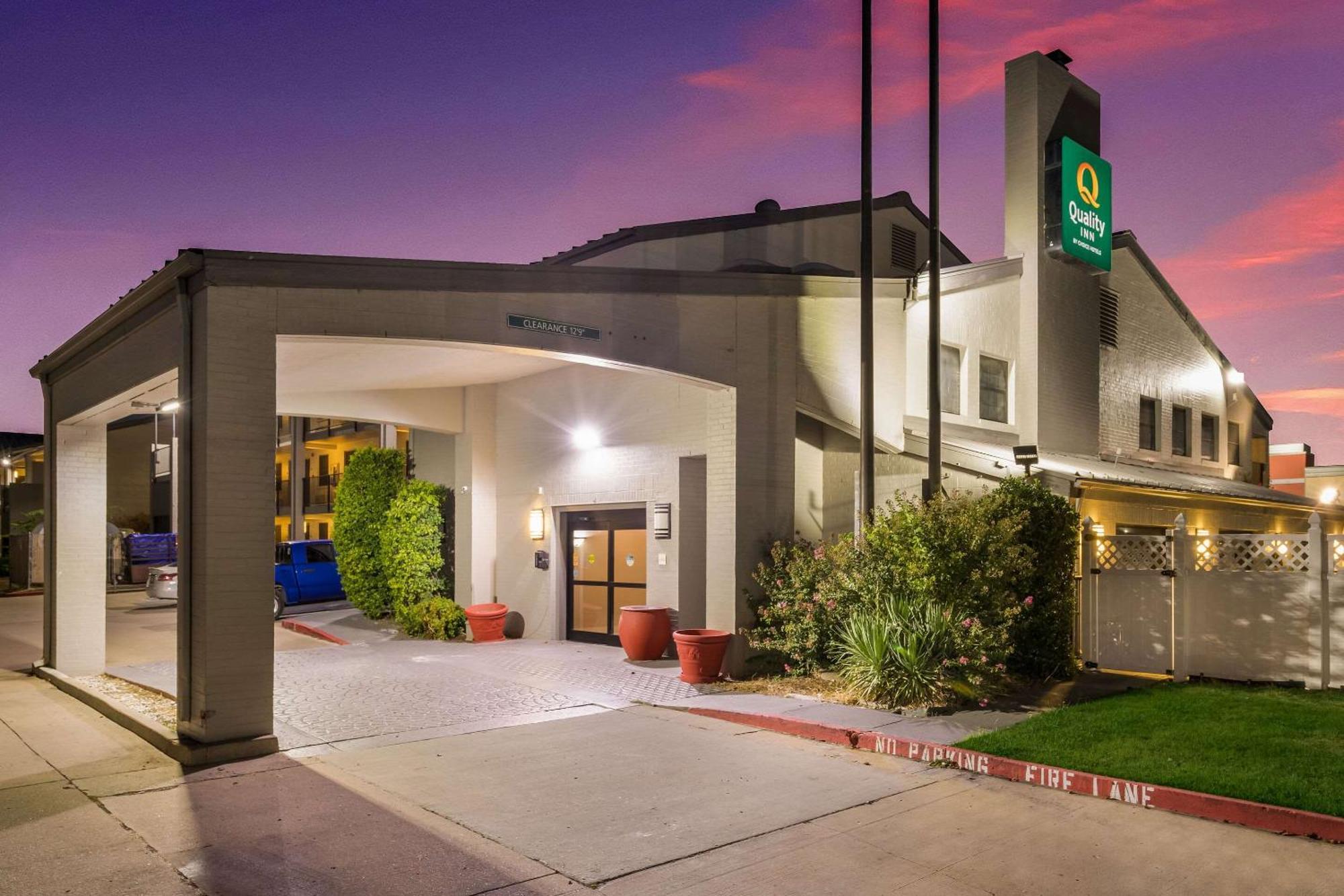 Quality Inn Tulsa Central Luaran gambar