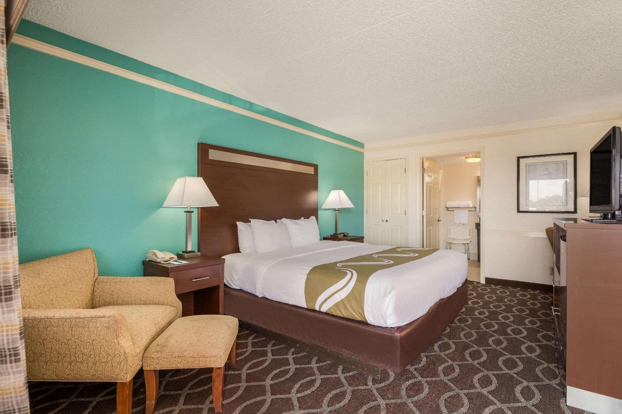 Quality Inn Tulsa Central Luaran gambar
