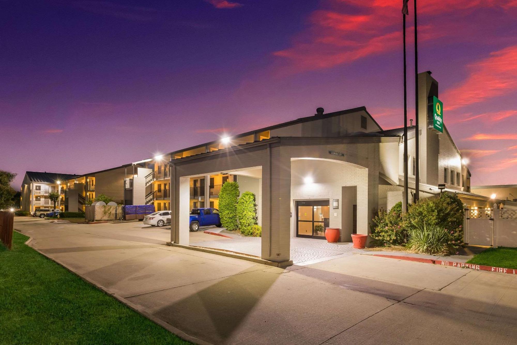 Quality Inn Tulsa Central Luaran gambar
