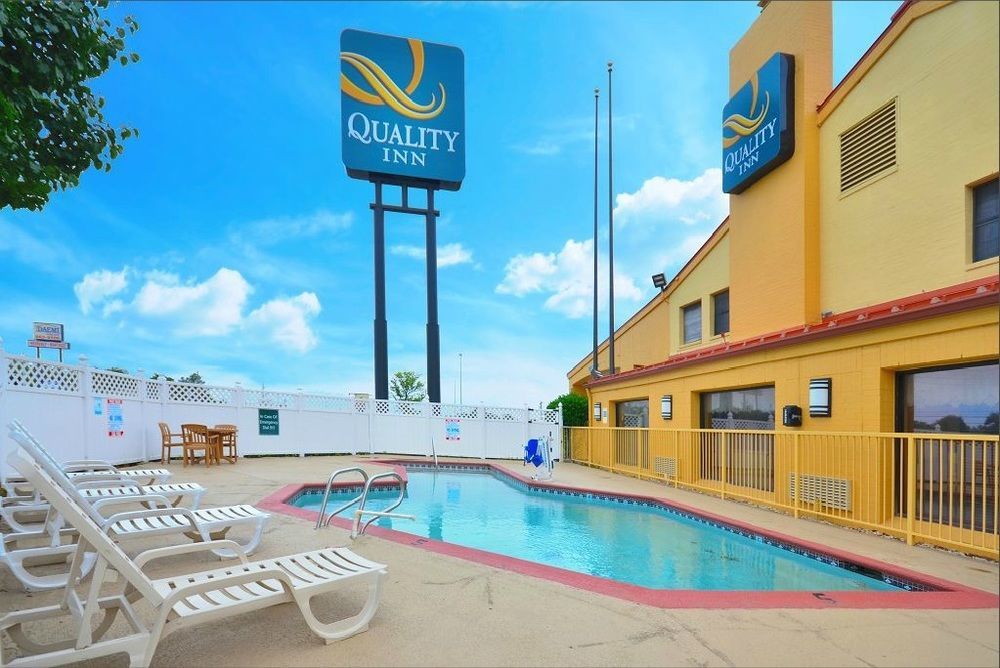 Quality Inn Tulsa Central Luaran gambar